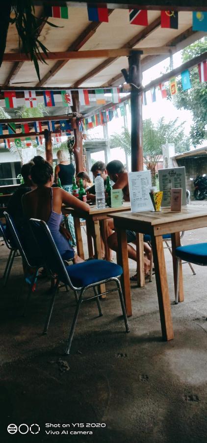 Achita Cottages เซอนารู ภายนอก รูปภาพ