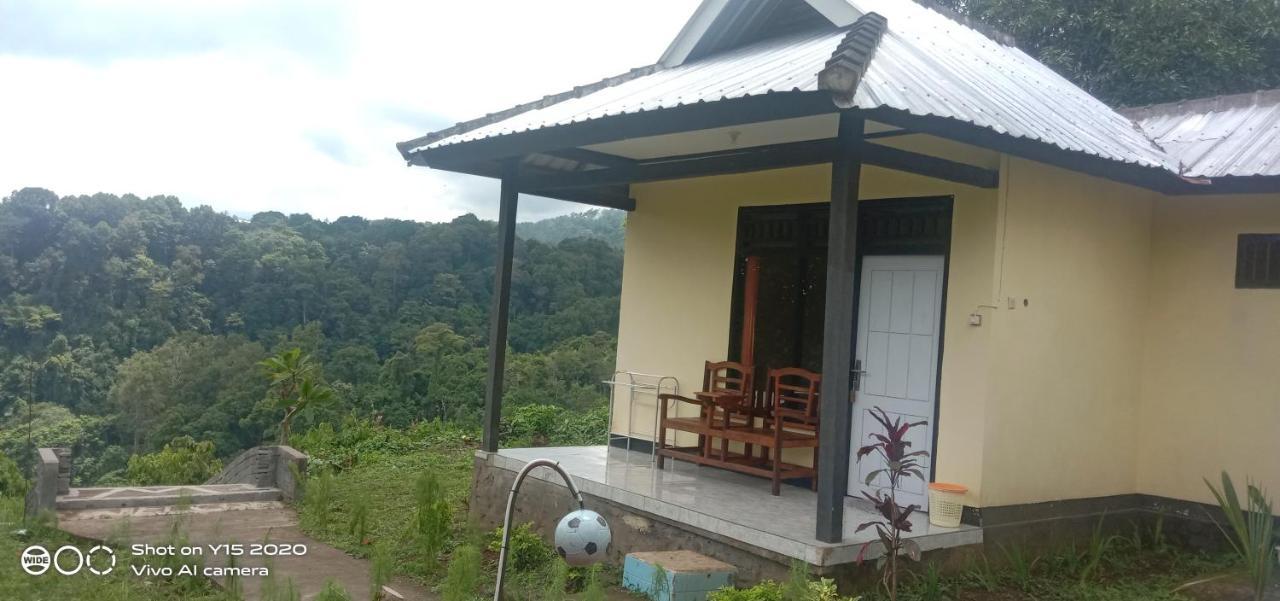 Achita Cottages เซอนารู ภายนอก รูปภาพ