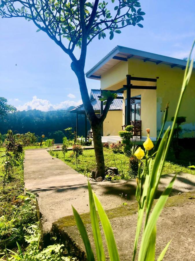 Achita Cottages เซอนารู ภายนอก รูปภาพ