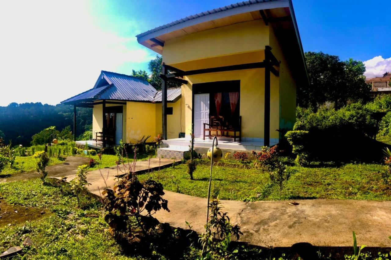 Achita Cottages เซอนารู ภายนอก รูปภาพ