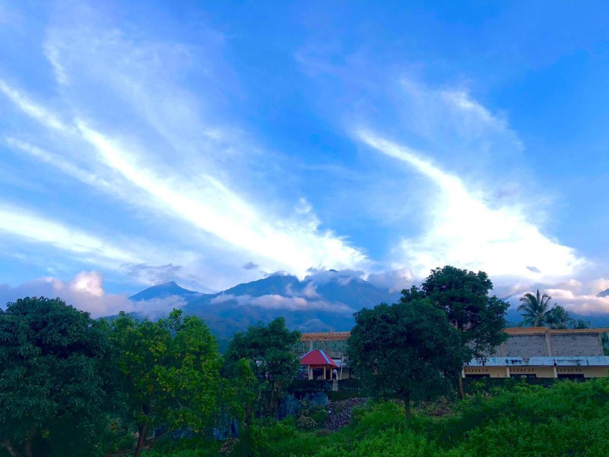 Achita Cottages เซอนารู ภายนอก รูปภาพ