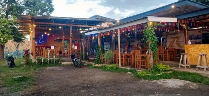 Achita Cottages เซอนารู ภายนอก รูปภาพ